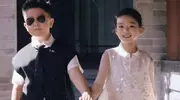 9岁星二代“拉郎配”,导演儿子被嘲输在基因和家境