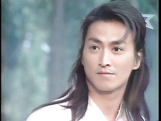 在《马永贞》中武艺高强的马永贞.何家劲总是温柔且不失勇猛.
