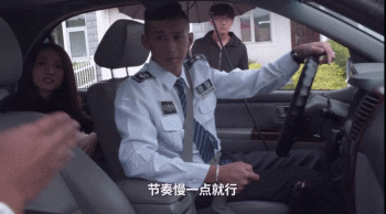拍戏,上综艺,买法拉利,