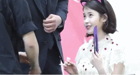 爆笑gif:妹子,看到了什么这么惊讶 - 360娱乐,你开心