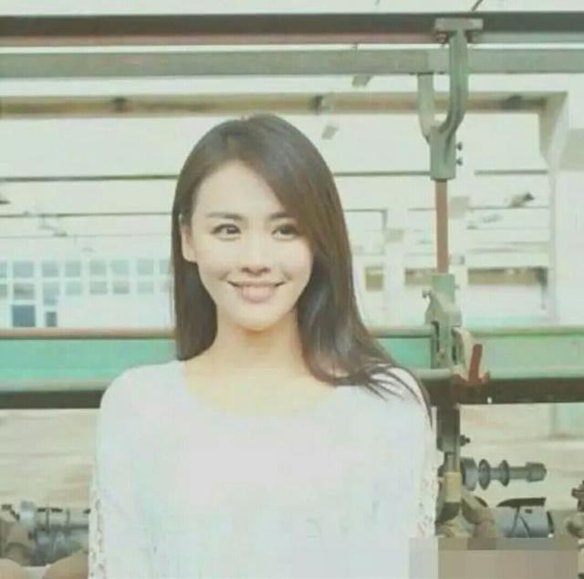 这些女星都做过书模陈意涵马思纯有印象没想到还有吴谨言邓莎