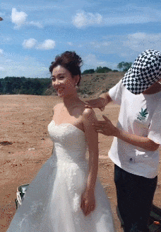 搞笑gif: 早知道你们想吓我了, 你以为我就这样让你们