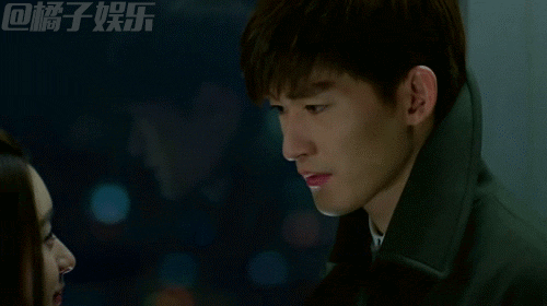 gif那些年的霸道总裁总有一位戳中过你的心