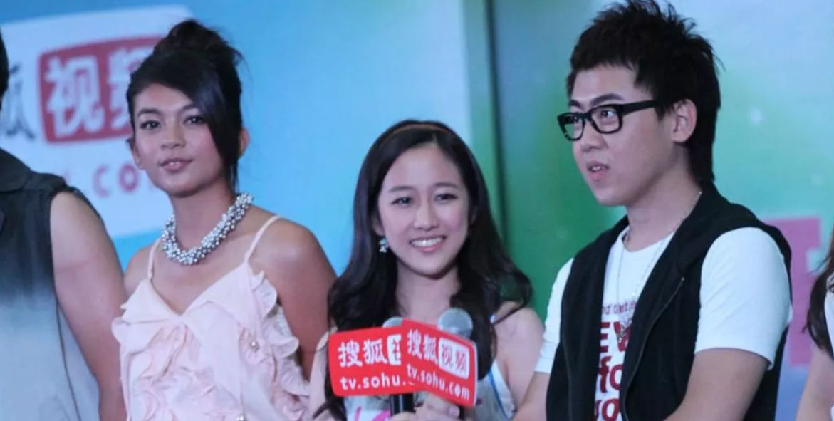 随后,刘美含和张钧甯,朱梓骁等一起主演了浪漫爱情剧《童话二分之一》