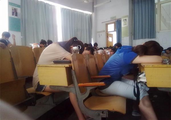 上大学以后发现大学里的课堂原来是这样的.