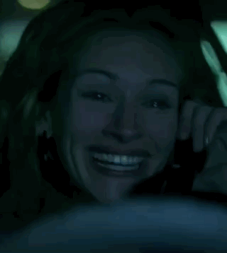 《永不妥协》中这两个桥段,恰好对应着两条表现路径. 第一条是在传递