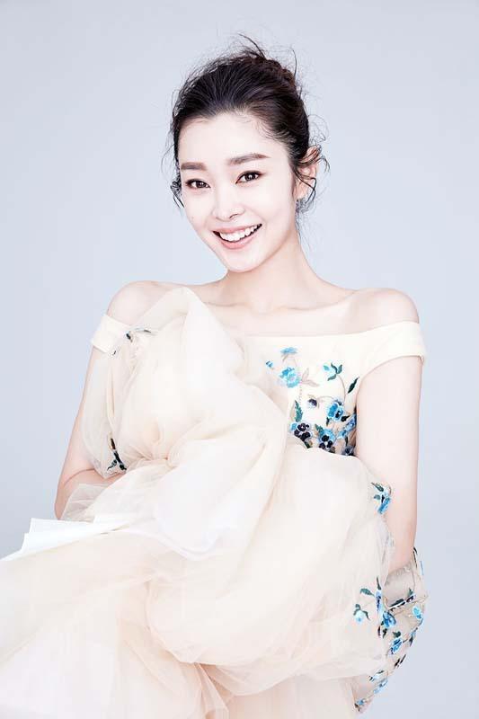 女星身高又成谜,同是168,杨颖宋轶同框身高却差太多!