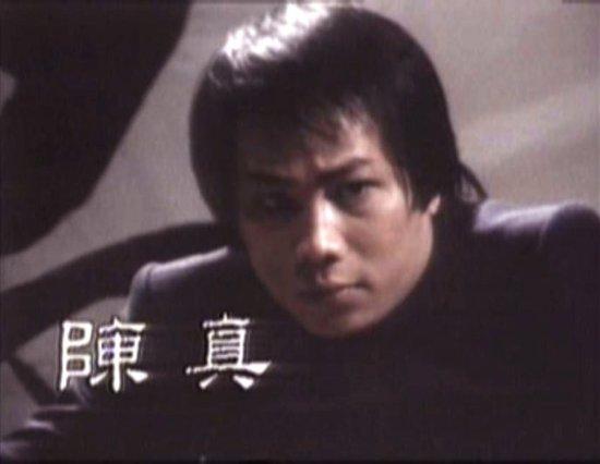 一定是梁小龙,今天,咱们就来说说他的故事或者是亚视版《精武门》里的