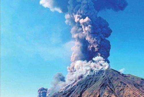 世界上最大的火山排名,黄石公园火山面积最大!