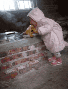 搞笑gif: 狗子:你干嘛