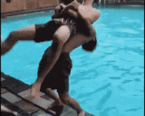 搞笑段子爆笑图:杀敌八百自损一千.