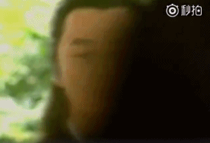 李亚鹏扮演的段天涯问嫌疑人,这是不是你的笔记?对方说不是.