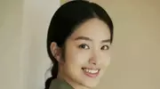 杨采钰产后晒美照，豪门生活与事业发展引关注