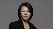 郑伊健否认退休，与小36岁女演员搭戏活力满满