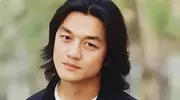 直到看完李亚鹏20年前的状态，才发现，其实是王菲高攀了