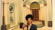 向太陈岚：从苦难中崛起的传奇人生