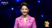 央视美女主持人谢颖颖：47岁依旧知性优雅，丈夫是知名建筑设计师