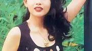 58岁江欣燕近况曝光，腰粗肚子明显，脸又垮又肿，脖子上全是赘肉