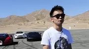 一夜输1亿，一瓶酒50万，2亿豪车买来当玩具，父子败光百亿家产!