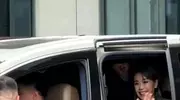 突发！62岁叶童活动被粉丝拉拽，经典拉扯后澄清超感人！ 
