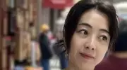 甘比穿自制一字肩，接地气富婆圈粉无数！