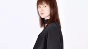 田丽娟：模特新秀，百变风格绽放光彩