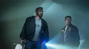 Netflix《全信没收》中字预告 本·阿弗莱克与马特·达蒙主演