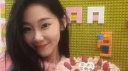 郑恺小姨子回应买包传闻，称迄今无超8000的包