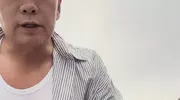 王小骞老公在家带娃，谭江海和女儿长得很像，家中装修别致典雅！