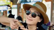 TVB视后晒新疆旅游照！年过半百状态佳，几段感情无疾而终仍单身