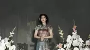 47年，蒋英开演唱会的罕见照片，容貌和气质绝佳，美艳不可方物！
