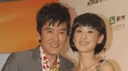 杨子直播开黄腔，黄圣依离婚翻身，豪门体面崩塌