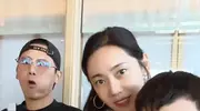 于晓光秋瓷炫一家济州岛旅游，住海景房吃海鲜大餐，儿子说东北话