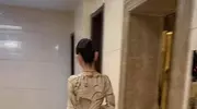 李隽子分享美照，否认和杨子恋情，并解释为何在他家穿拖鞋