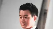 佟大为：住2亿豪宅，娶老师为妻，17年0绯闻，幸福的背后也有心酸