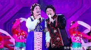 歌星韩红的家世：母亲是成都军区副军级文职军官，父亲是相声大师