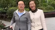 谢妈与大女儿来杭州，开始学习直播带货，姑父点赞“复婚”评论