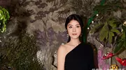 53岁天后连唱十场，30年零绯闻藏秘密，双胞胎之殇未公开。