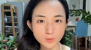 36岁的网红雅典娜终于脱单，男朋友23岁刚大学毕业，网友：感觉他们在演戏