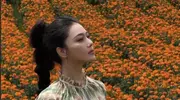 38岁张馨予云南度假似少女，与何教官7年感情依旧很好