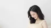 何依婷晒出自我最新孕中写真照——这是我和你的最后同体