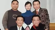 侯耀华，要给侯震开专场：他既没给爷爷扫过墓，也没给三叔扫过墓