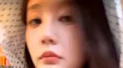 李一桐的痣没了！全网都在吵：她的“旺夫”玄学终于失灵了？
