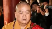 越扒越后怕！释永信当上方丈后，亲兄弟发家致富，师兄弟集体消失
