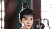 杨泽是一位非常优秀的短剧男演员，有气质有内涵，让人为之着迷。