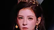 王思聪的_最美前任_，如今蹭商务、霸凌演员？难怪看她面相凶！