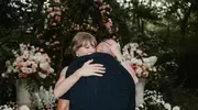 热搜第一！“霉霉”官宣订婚