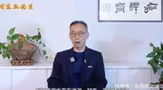 何家弘交代了评论二八的背景，材料由节目中小王提供