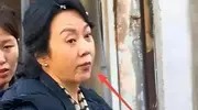 闫妮辽宁街头被偶遇 ，生图显面部浮肿状态真实