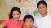 美的不可方物！何赛飞从小美到老，事业婚姻两手抓现在过的很幸福